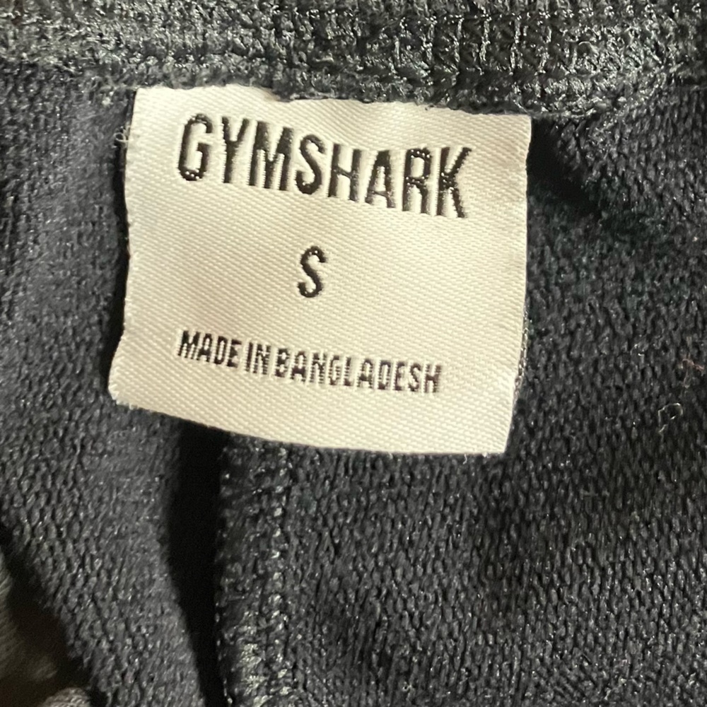 Gymshark Black sweatshirt material Athletic Shorts. Waist tie. Zipper pockets. - Picture 6 of 10